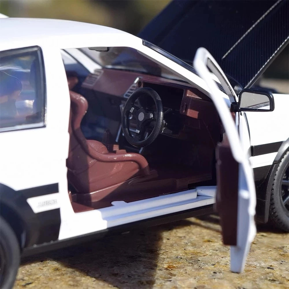 Toyota 1983 Corolla AE86 Initial D 1:20 – Diecast Display Model Die-Cast