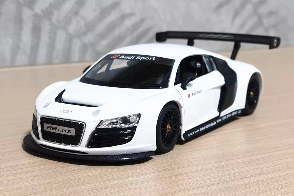 Audi 2008 R8 LMS GT3 White 1:24 – Diecast Display Model Die-Cast