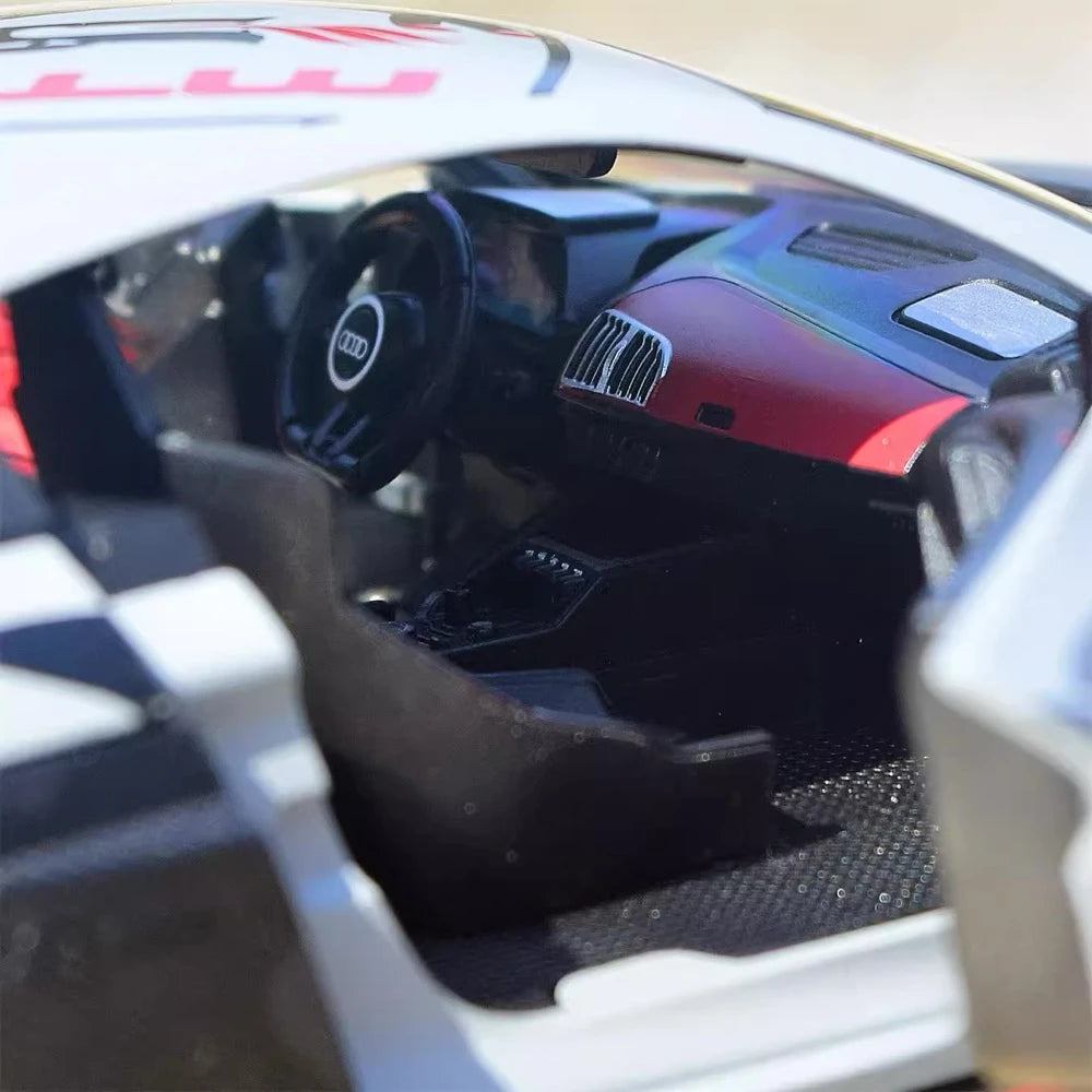 Audi 2021 R8 LMS GT3 MTM 1:24 – Model wyświetlacza odlewany z odlewu