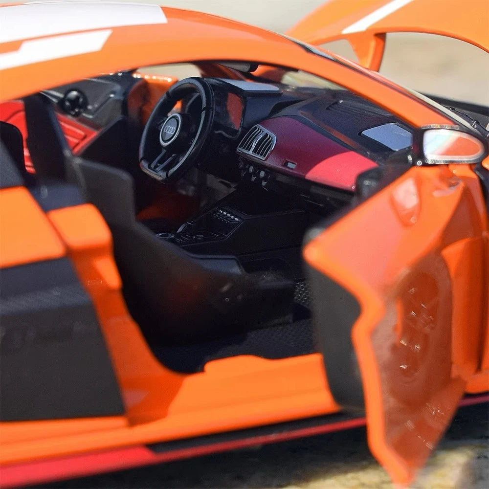 Audi 2021 R8 RWD Orange 1:24 – Diecast Display Model Die-Cast