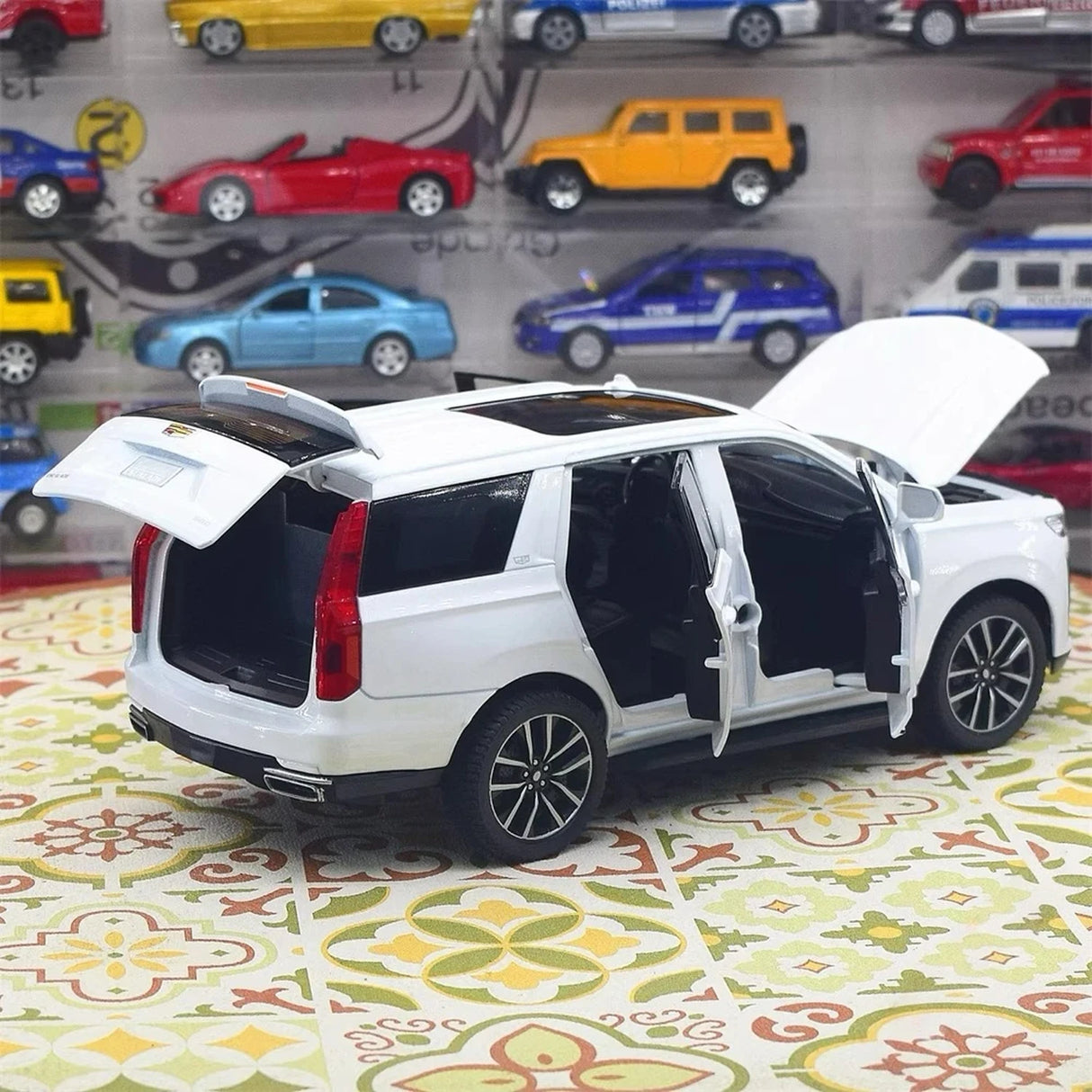 Cadillac 2021 Escalade White 1:24 – Diecast Display Model Die-Cast
