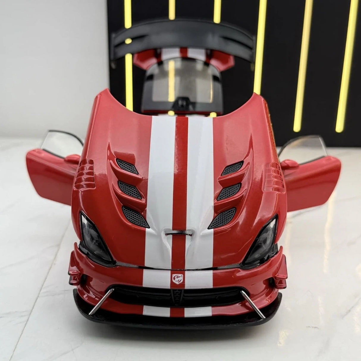 Dodge 2013 Viper SRT Red 1:24 – Modello Pressofuso per Display Pressofuso