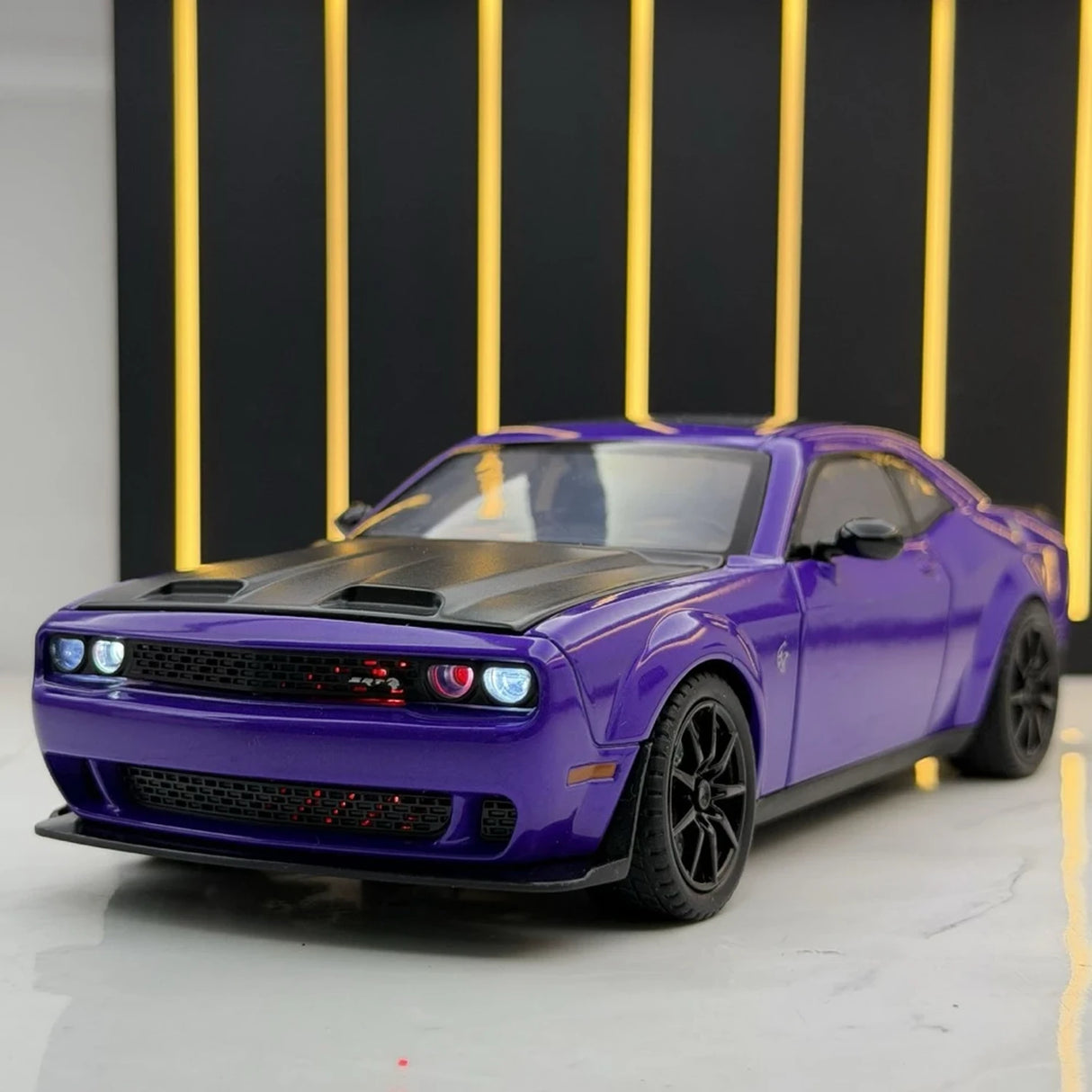 Dodge 2018 تشالنجر SRT هيلكات بيربل 1:24 – نموذج عرض مصبوب، مصبوب.
