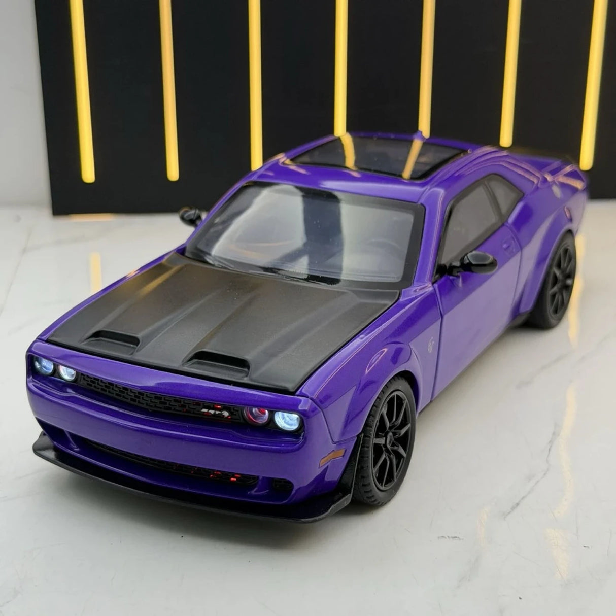 Dodge 2018 تشالنجر SRT هيلكات بيربل 1:24 – نموذج عرض مصبوب، مصبوب.