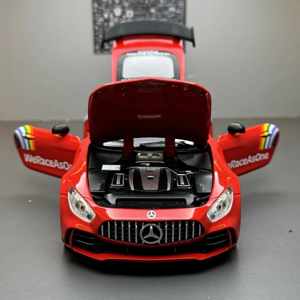 Mercedes-AMG 2018 GT R Safety Car Red 1:24 – Diecast Display Model Die-Cast