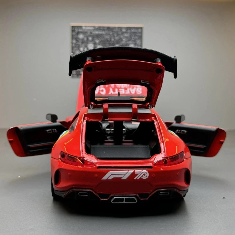 Mercedes-AMG 2018 GT R Safety Car Red 1:24 – Diecast Display Model Die-Cast