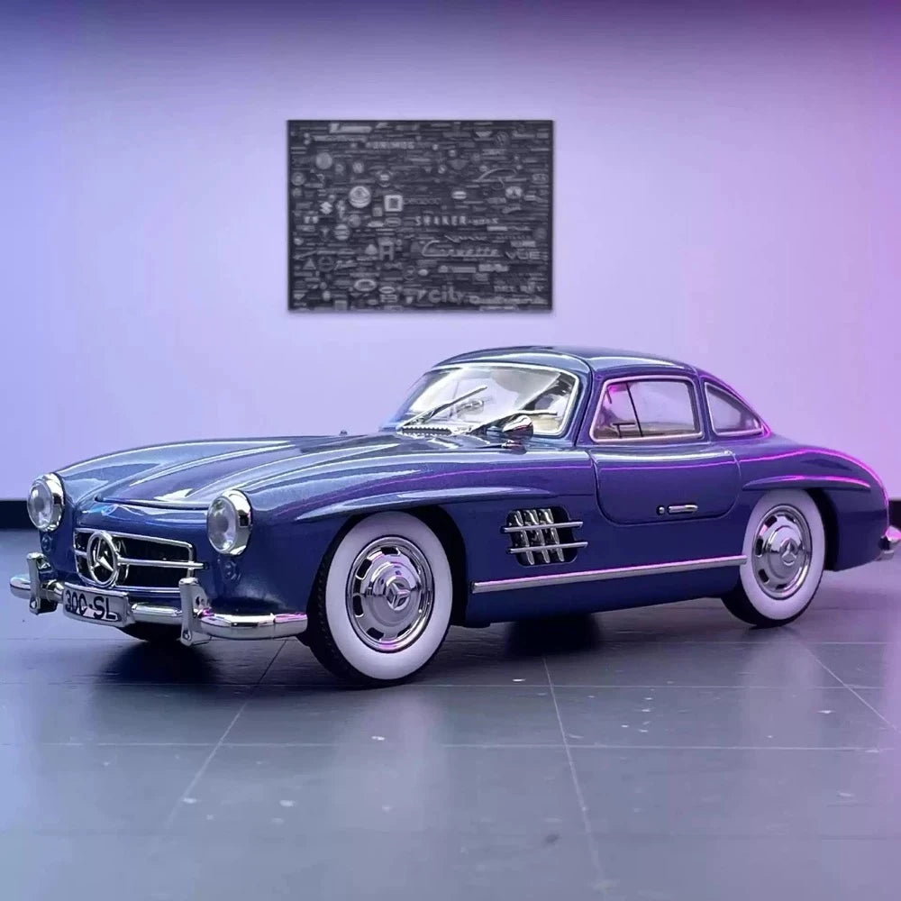 Mercedes-Benz 1954 300SL Blue 1:24 – Diecast Display Model Die-Cast