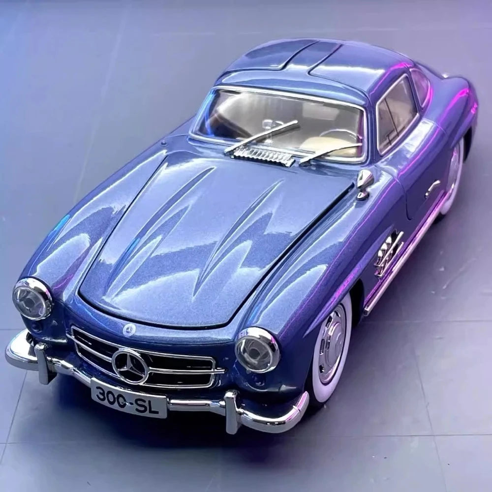 Mercedes-Benz 1954 300SL Blue 1:24 – Diecast Display Model Die-Cast