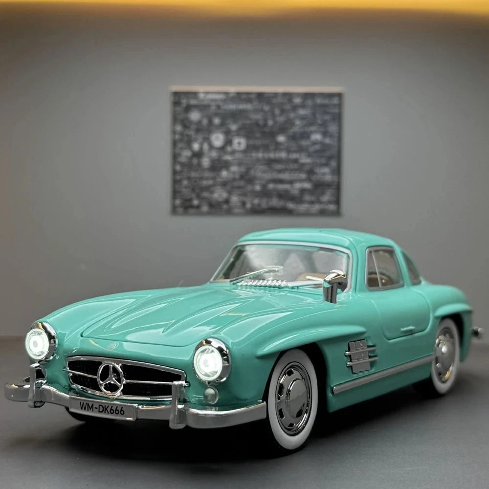 Mercedes-Benz 1954 300SL Cyan 1:24 – model wyświetlacza odlewany z odlewu