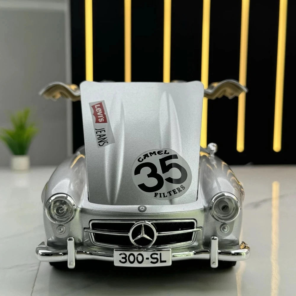 Mercedes-Benz 1954 300SL Silver #35 1:24 diecast display model - view 2