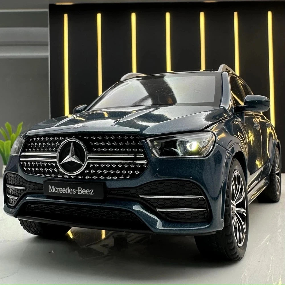 Mercedes-Benz 2020 GLE350 Blue 1:24 – model wyświetlacza odlewany z odlewu