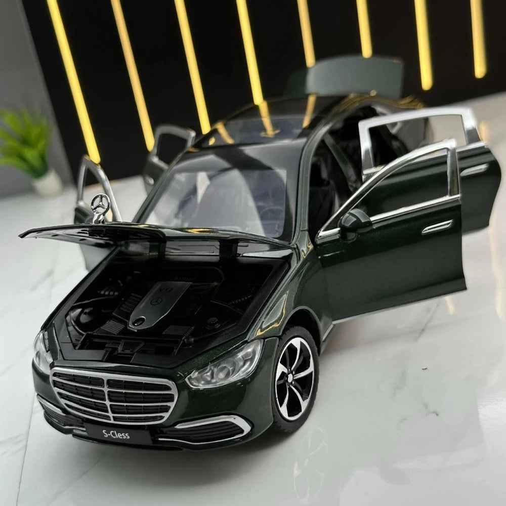 Mercedes-Benz 2020 S400L Green 1:24 – Diecast Display Model Die-Cast