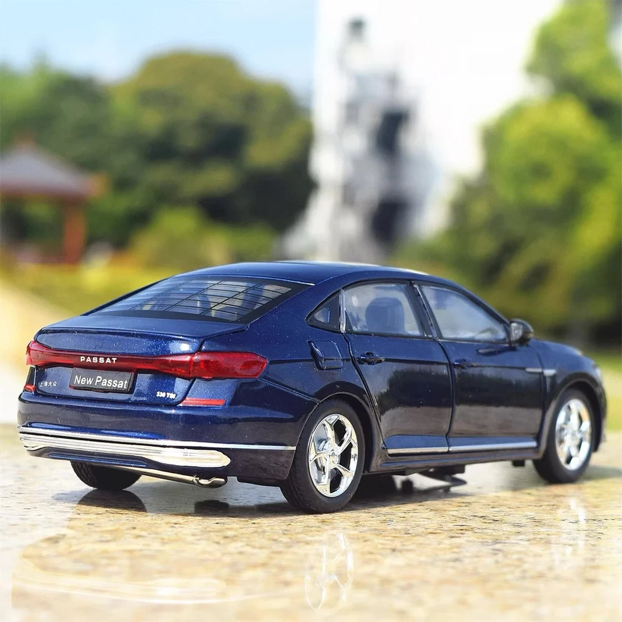 Volkswagen 2023 Passat NMS Blue 1:24 – Diecast Display Model Die-Cast