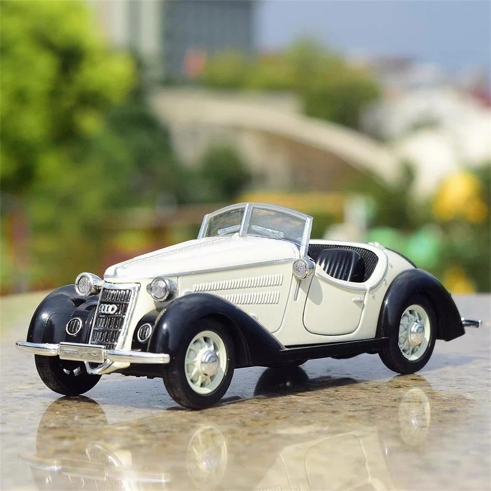 Audi 1936 Wanderer W25K Roadster White 1:32 – Diecast Display Model Die-Cast