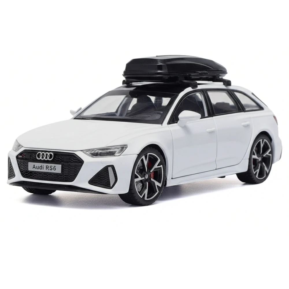 Audi 2019 RS6 White 1:32 – model wyświetlacza odlewany z odlewu