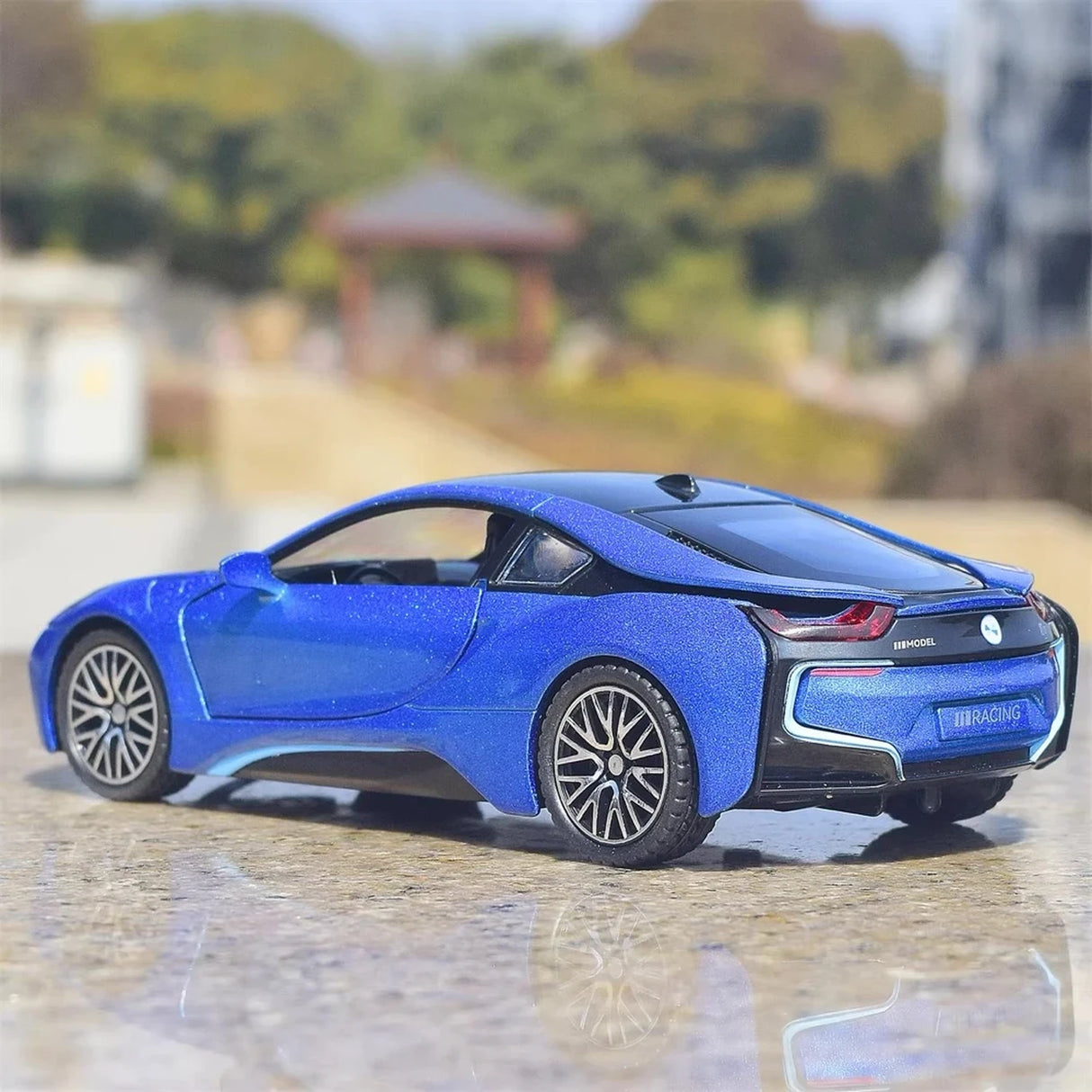 BMW 2013 I12 i8 Blue 1:32 – Diecast Display Model Die-Cast