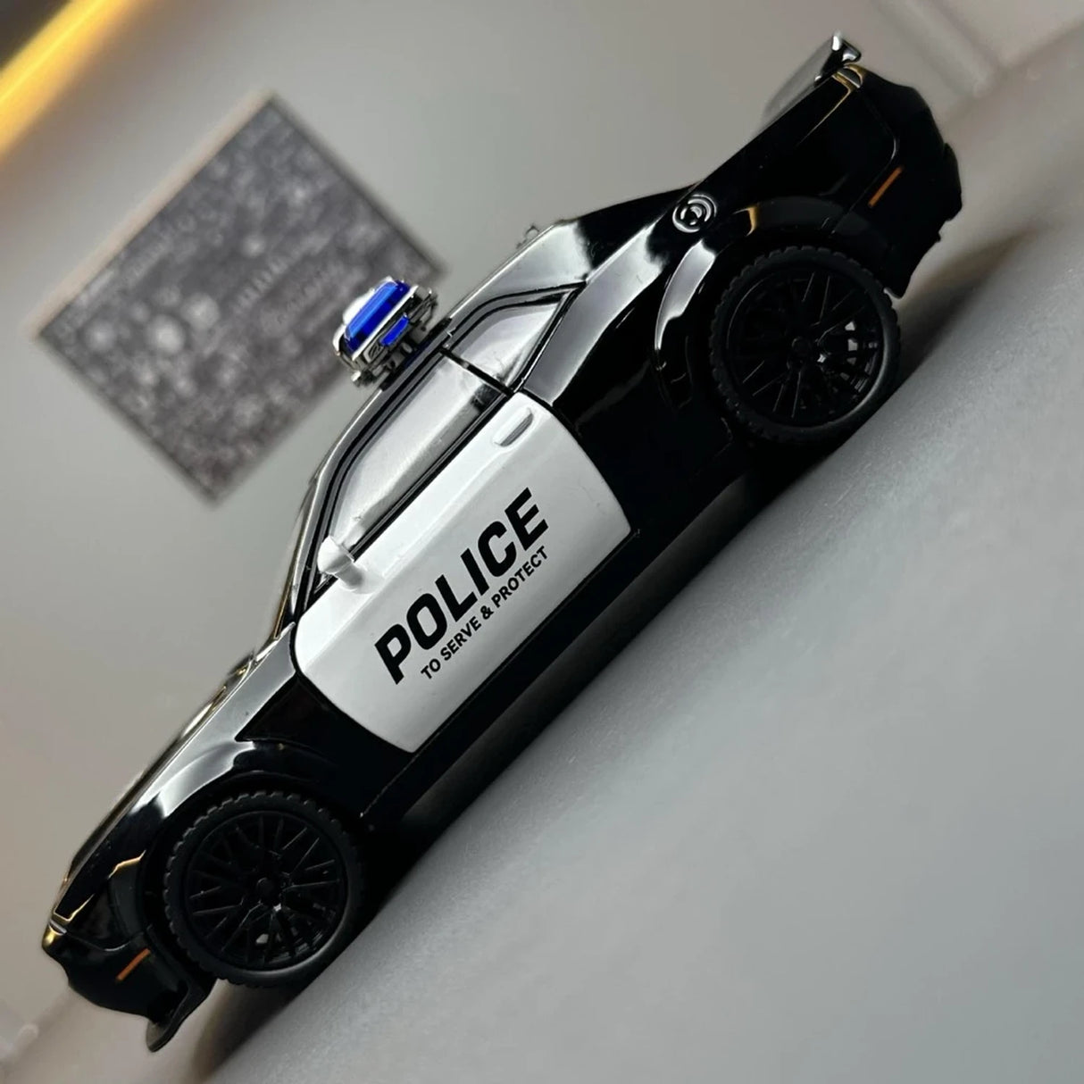 Dodge 2021 SRT Hellcat Police 1:32 – Diecast Display Model Die-Cast
