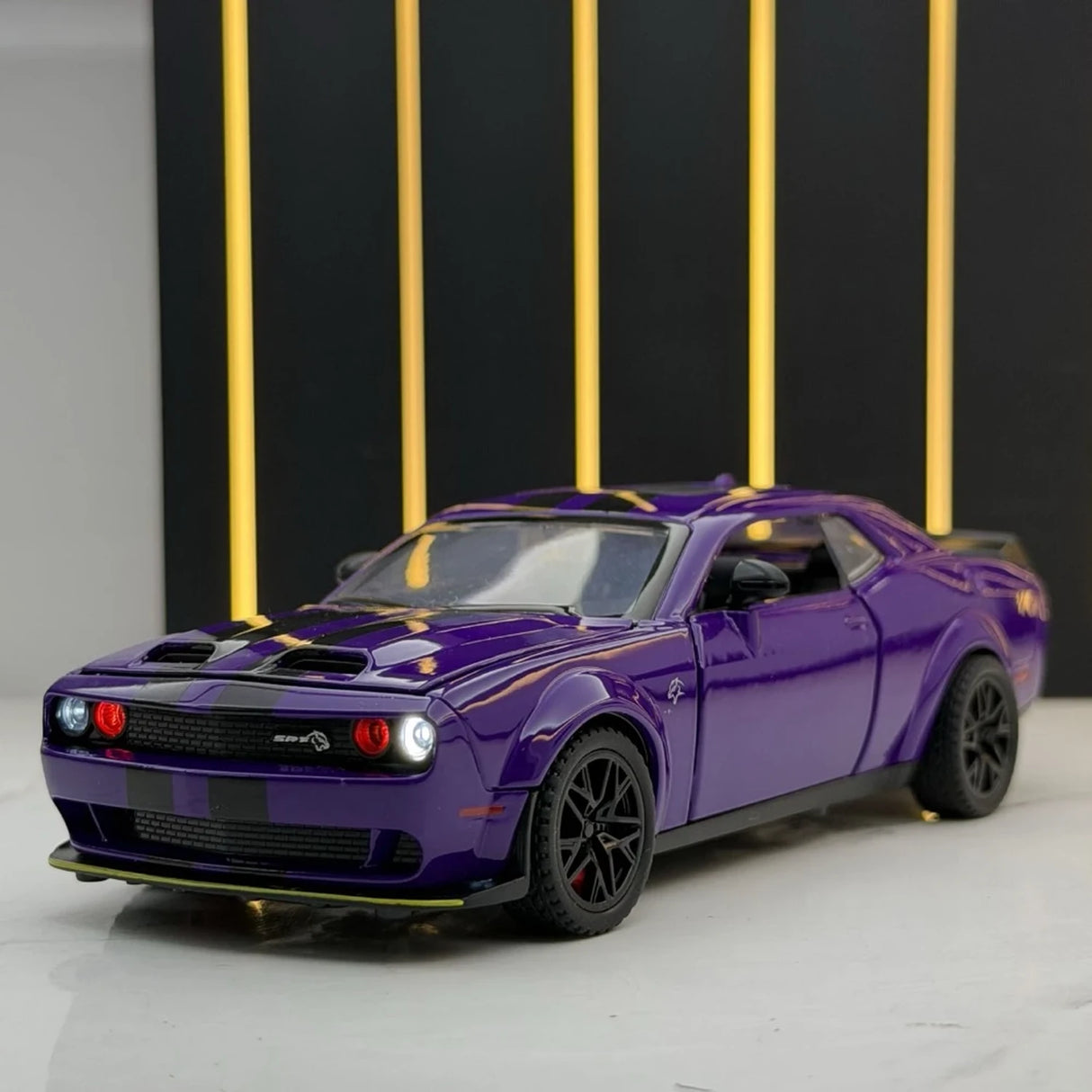 Dodge 2021 SRT Hellcat Purple 1:32 – Diecast Display Model Die-Cast