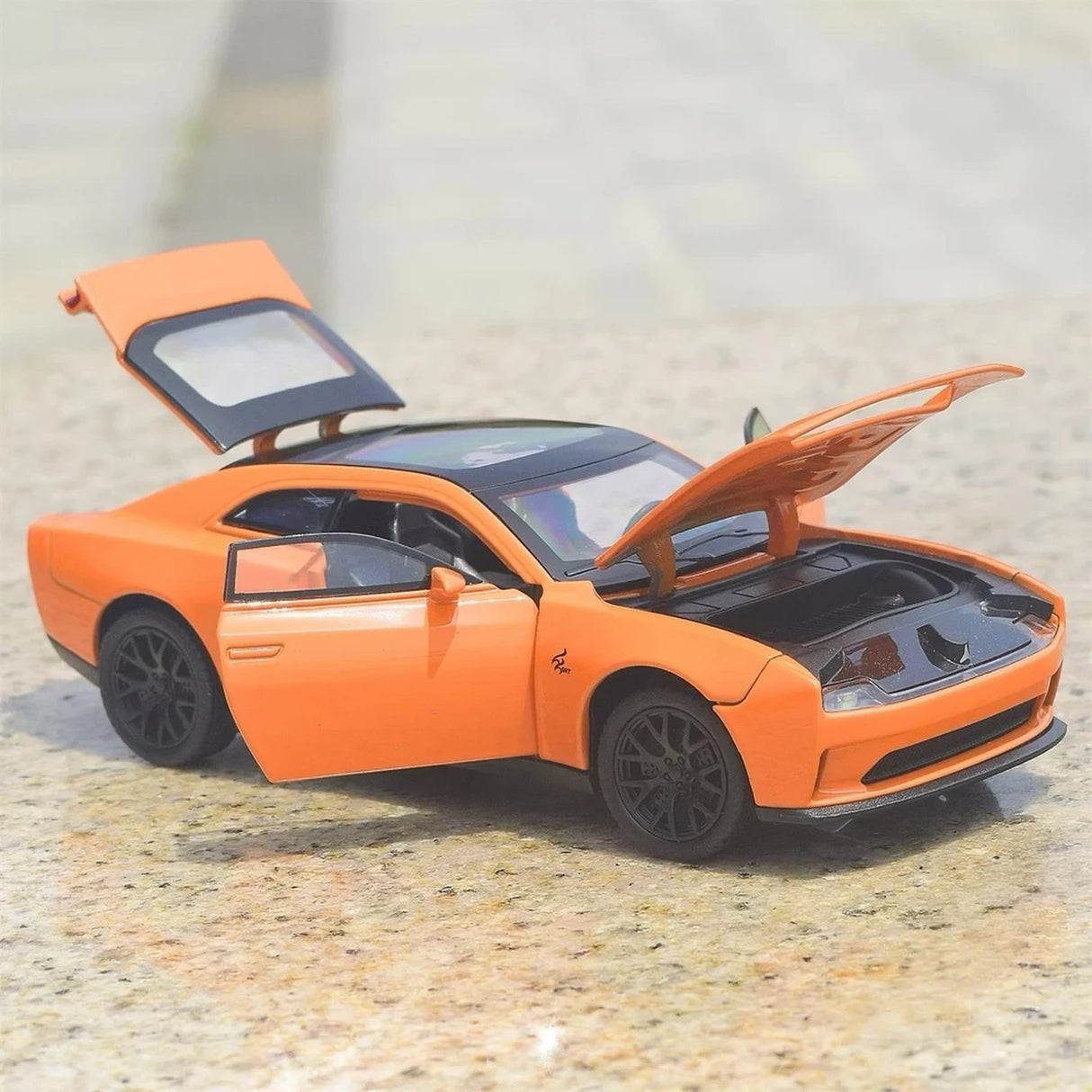 Dodge 2024 Charger Daytona SRT Orange 1:32 – Diecast Display Model Die-Cast