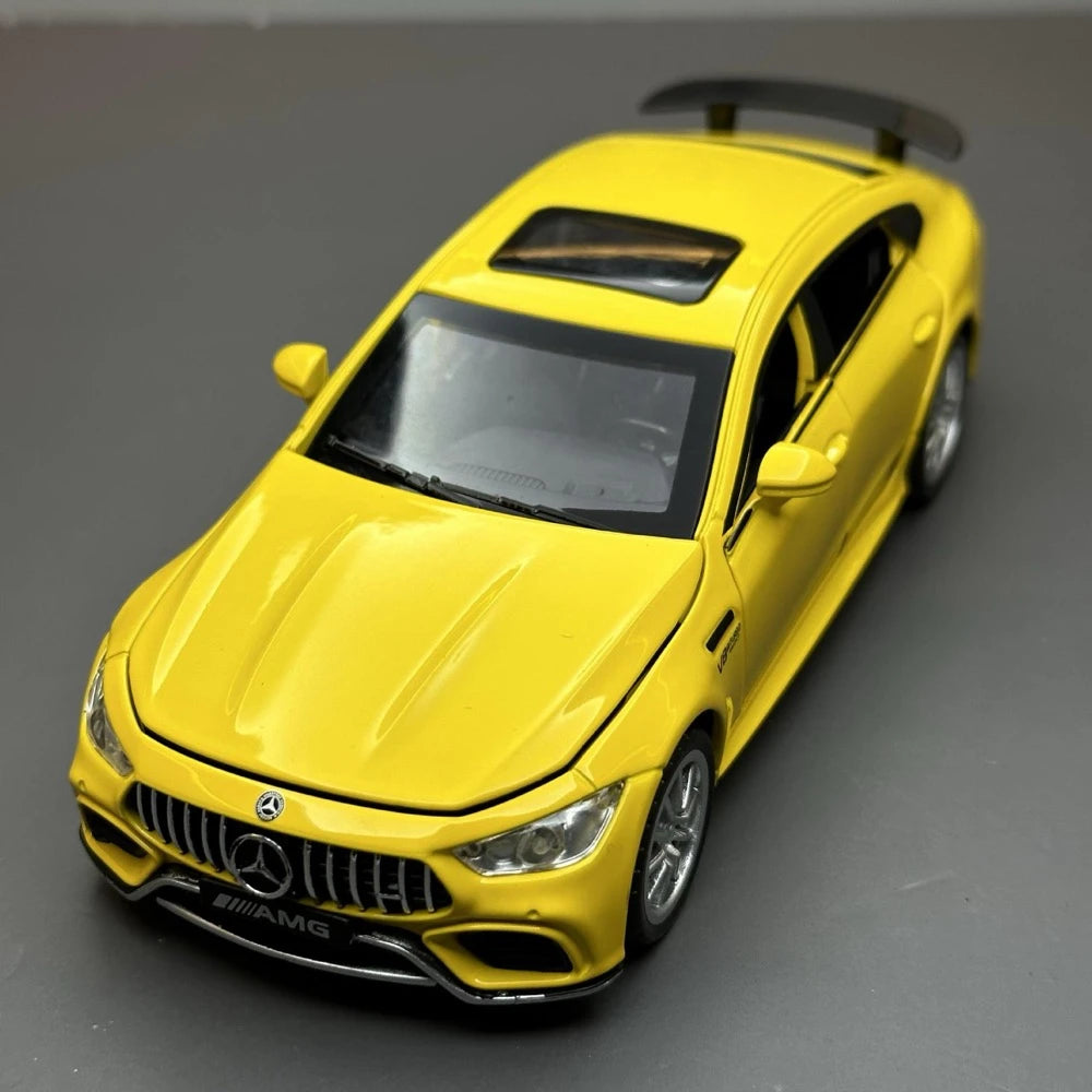 Mercedes-AMG 2019 GT63S Yellow 1:32 – Diecast Display Model Die-Cast