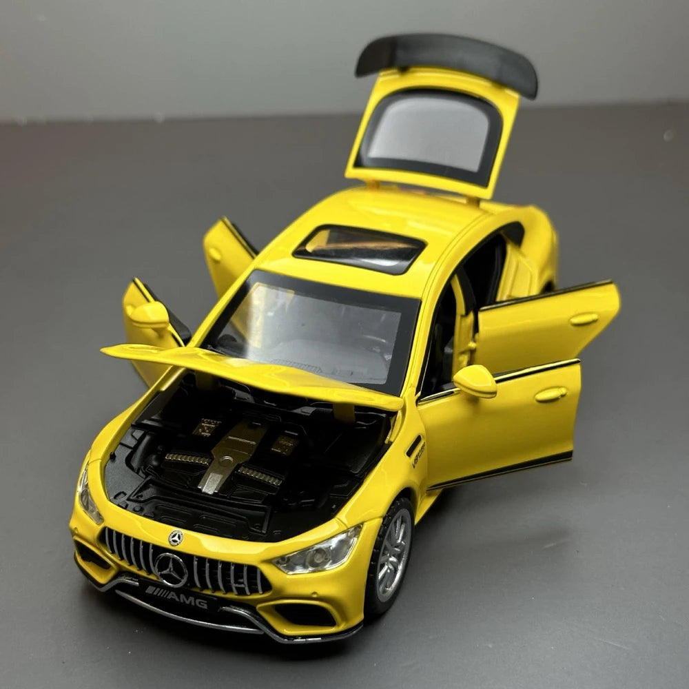Mercedes-AMG 2019 GT63S Yellow 1:32 – Diecast Display Model Die-Cast