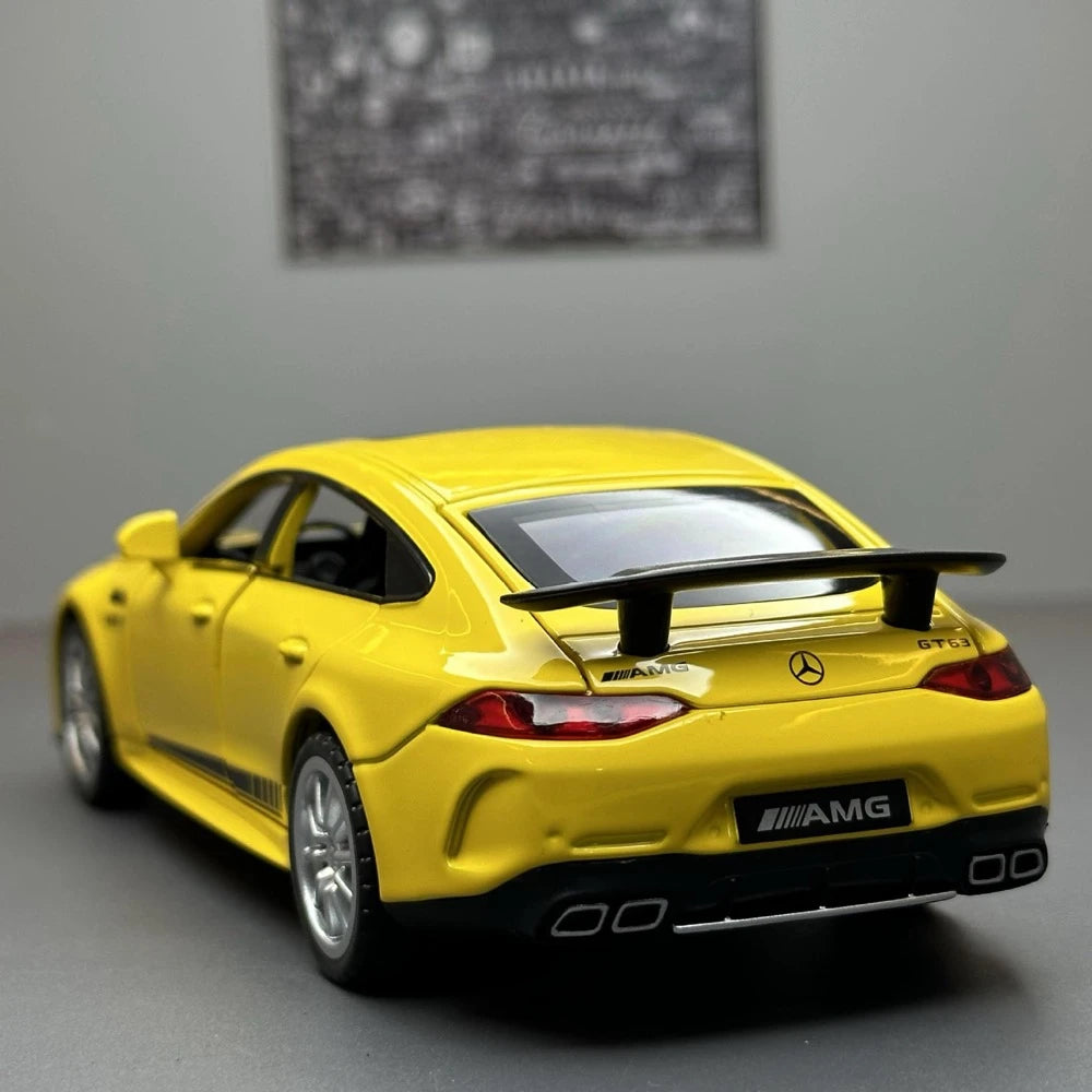 Mercedes-AMG 2019 GT63S Yellow 1:32 – Diecast Display Model Die-Cast