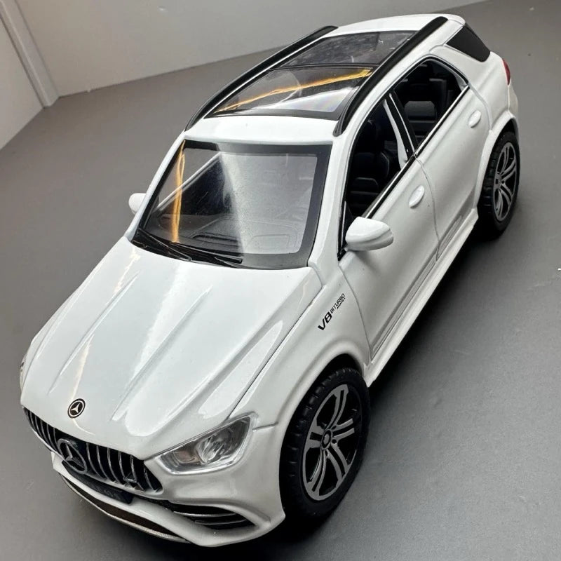 Mercedes-AMG 2020 GLE 63S White 1:32 – Diecast Display Model Die-Cast