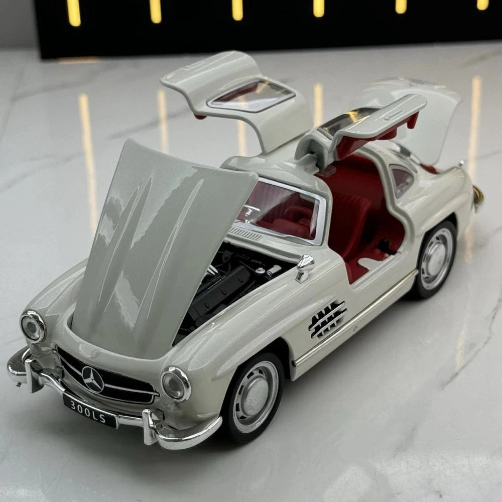 Mercedes-Benz 1954 300SL White 1:32 – Diecast Display Model Die-Cast