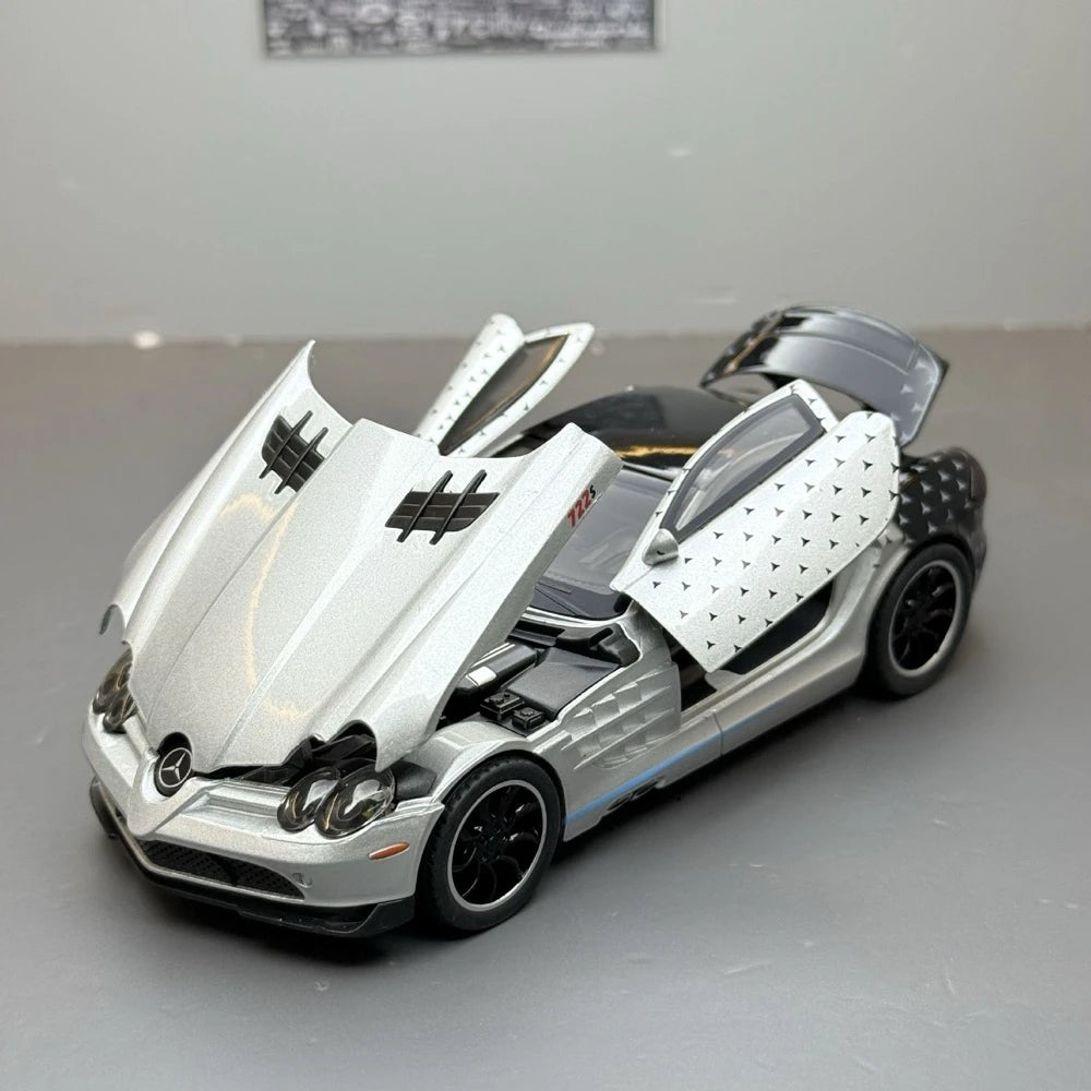 Mercedes-Benz 2003 SLR McLaren Silver-Star 1:32 – Diecast Display Model Die-Cast