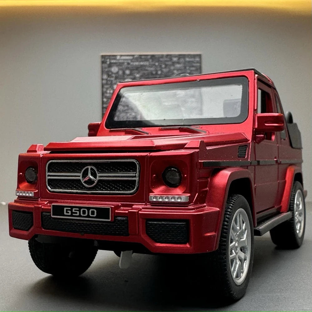 Mercedes-Benz 2013 G500 Cabriolet Red 1:32 – Diecast Display Model Die-Cast