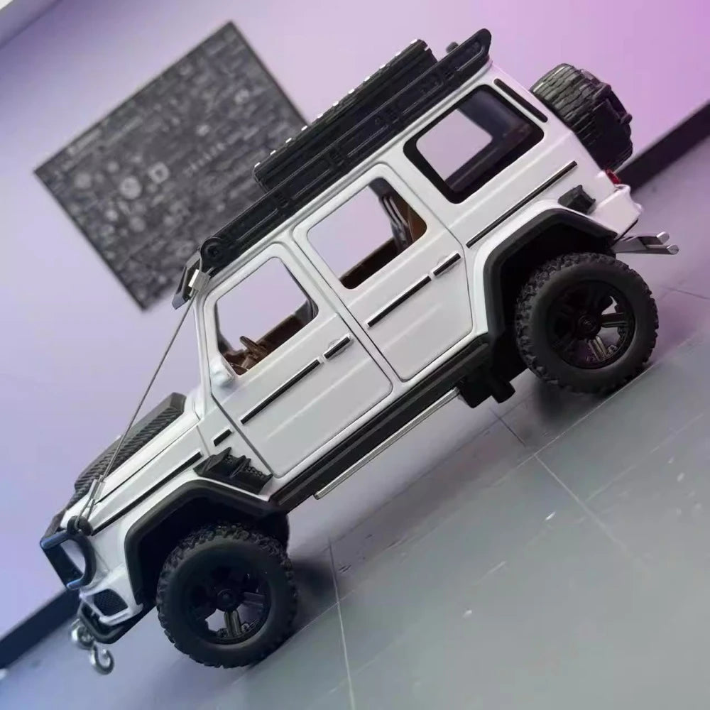 Mercedes-Brabus 2017 G550 4x4 Off-Road White 1:32 – Diecast Display Model Die-Cast