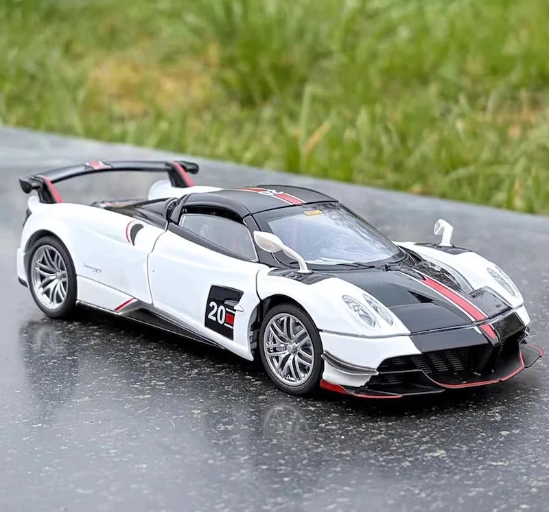 Pagani 2016 Huayra BC White 1:32 – model wyświetlacza odlewany z metalu