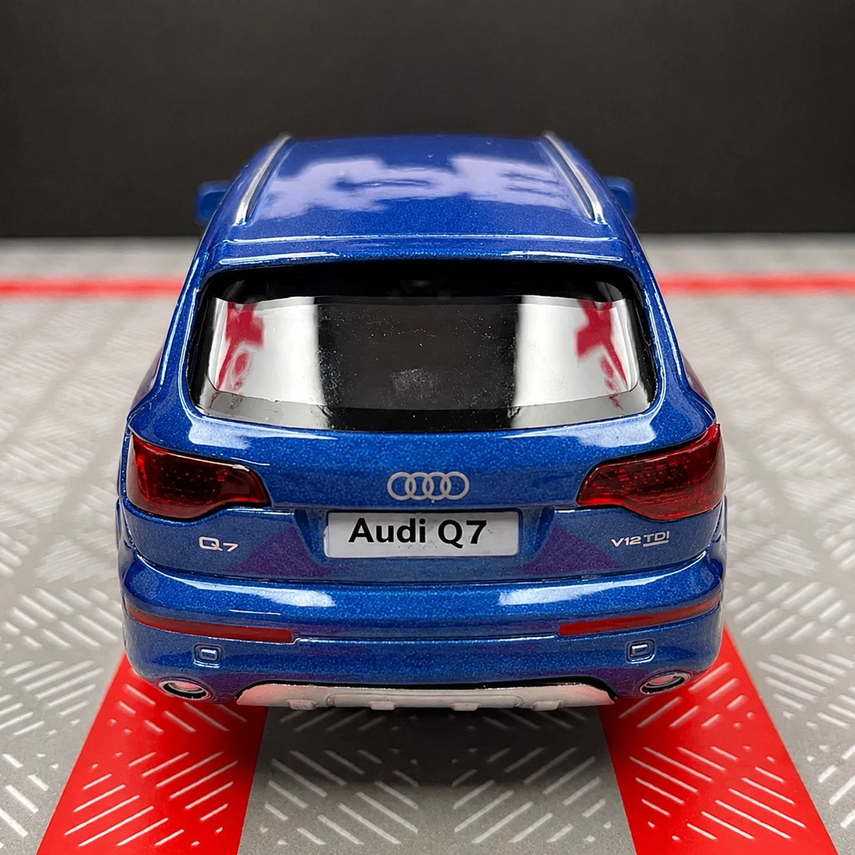 Audi 2008 Q7 TDI أزرق 1:36 – نموذج عرض معدني مصبوب