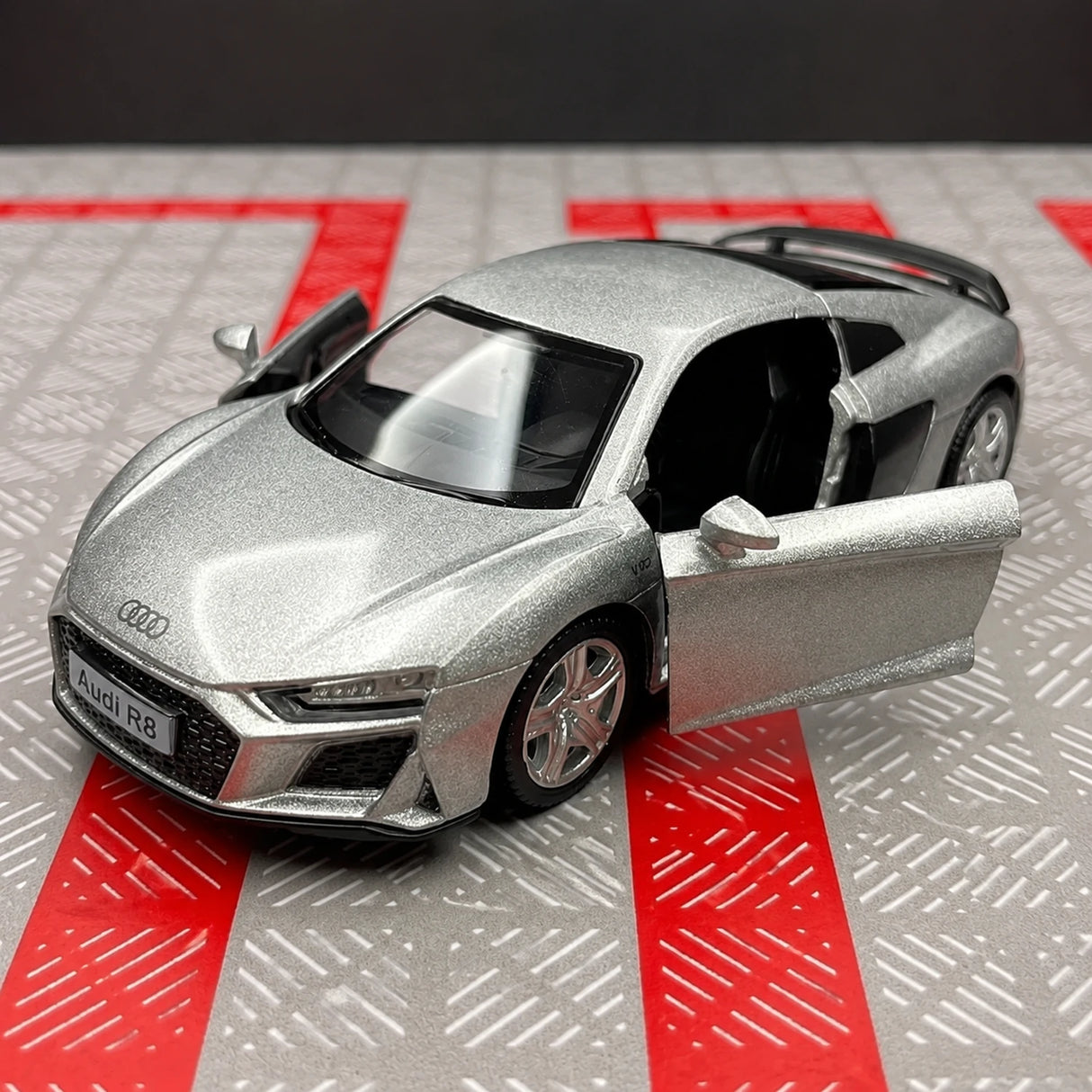 Audi 2016 R8 فضي 1:36 – نموذج عرض معدني مصبوب