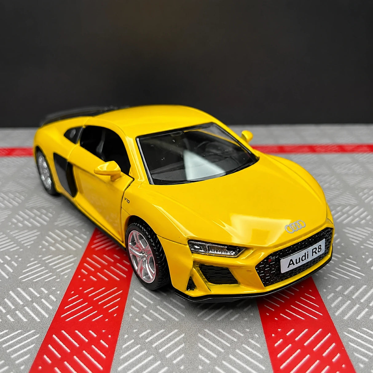 Audi 2016 R8 أصفر 1:36 – نموذج عرض معدني مصبوب