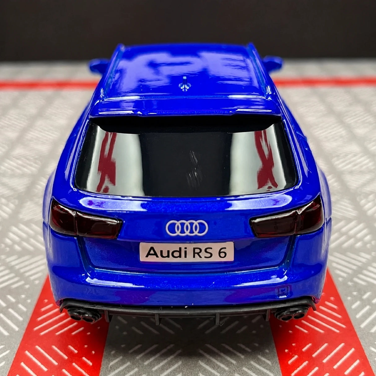 Audi 2019 RS6 أزرق 1:36 – نموذج عرض معدني مصبوب
