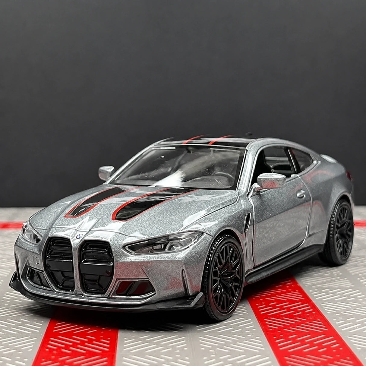 BMW 2023 G82 M4 CSL Gray 1:36 – Diecast Display Model Die-Cast