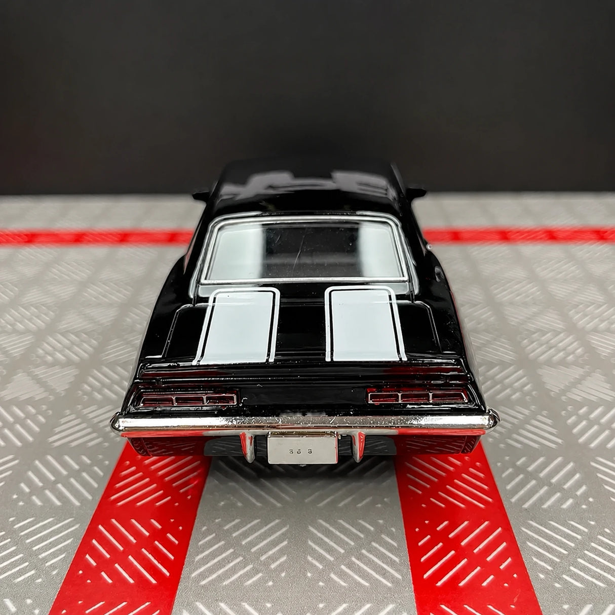 Chevrolet 1969 Camaro SS błyszczący 1:36 – model z odlewem odlewanym