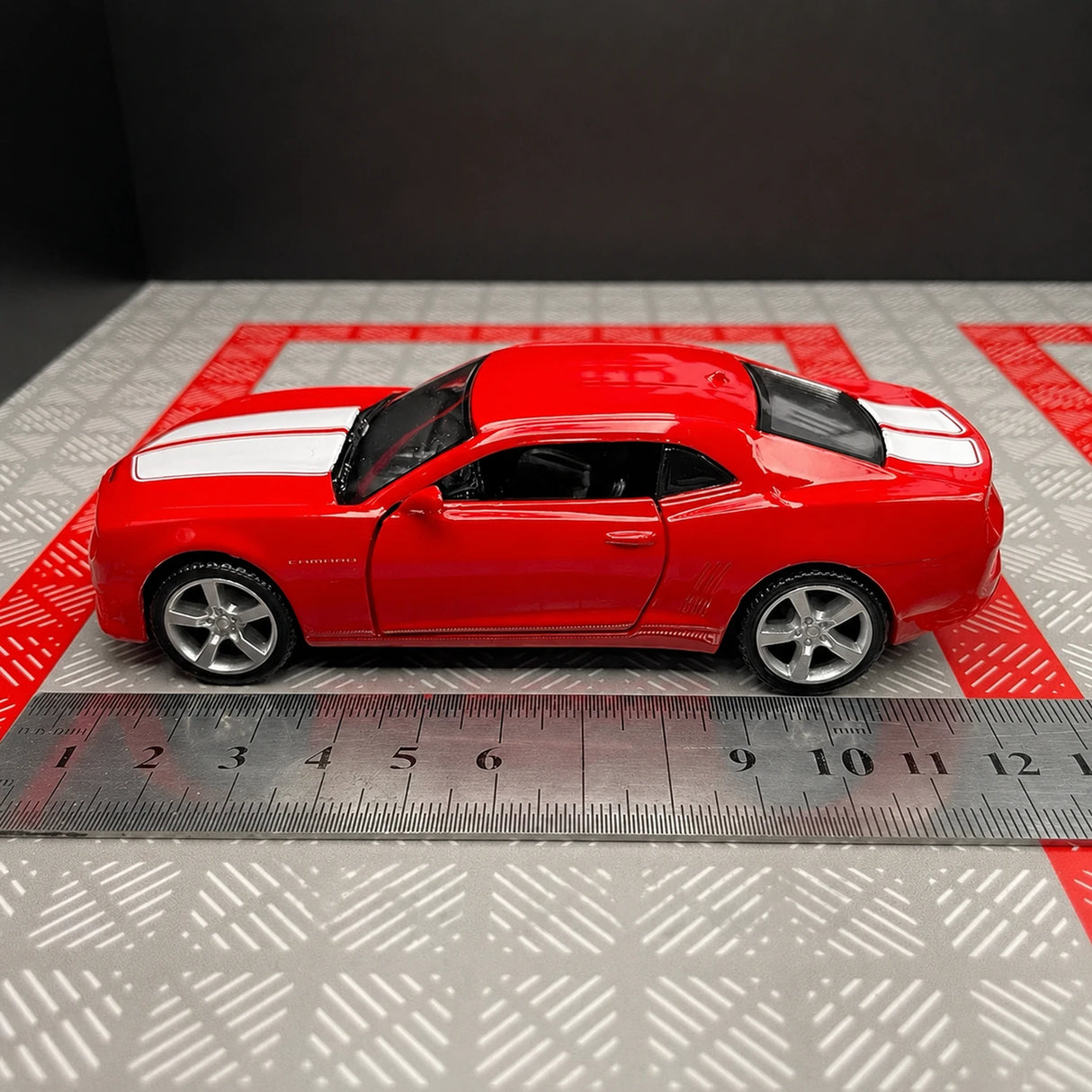 Chevrolet 2010 Camaro Red 1:36 – Diecast Display Model Die-Cast
