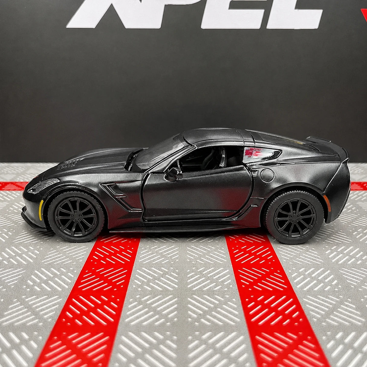 Chevrolet 2014 Corvette C7 Black 1:36 – Diecast Display Model Die-Cast