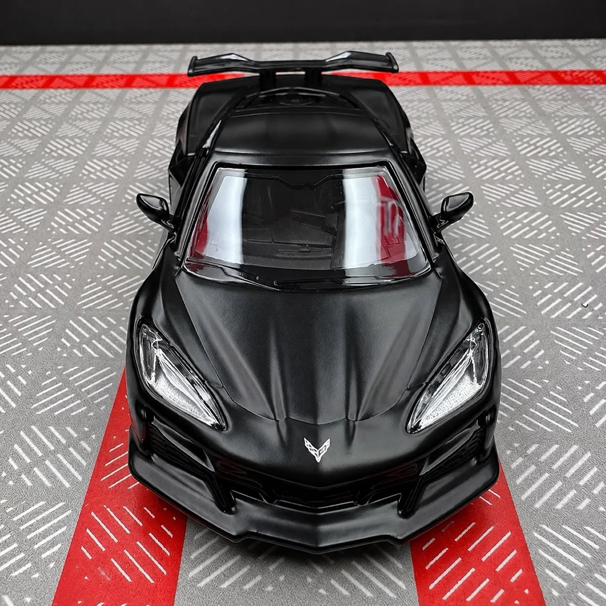 Chevrolet 2023 Corvette Z06 Black 1:36 – Diecast Display Model Die-Cast