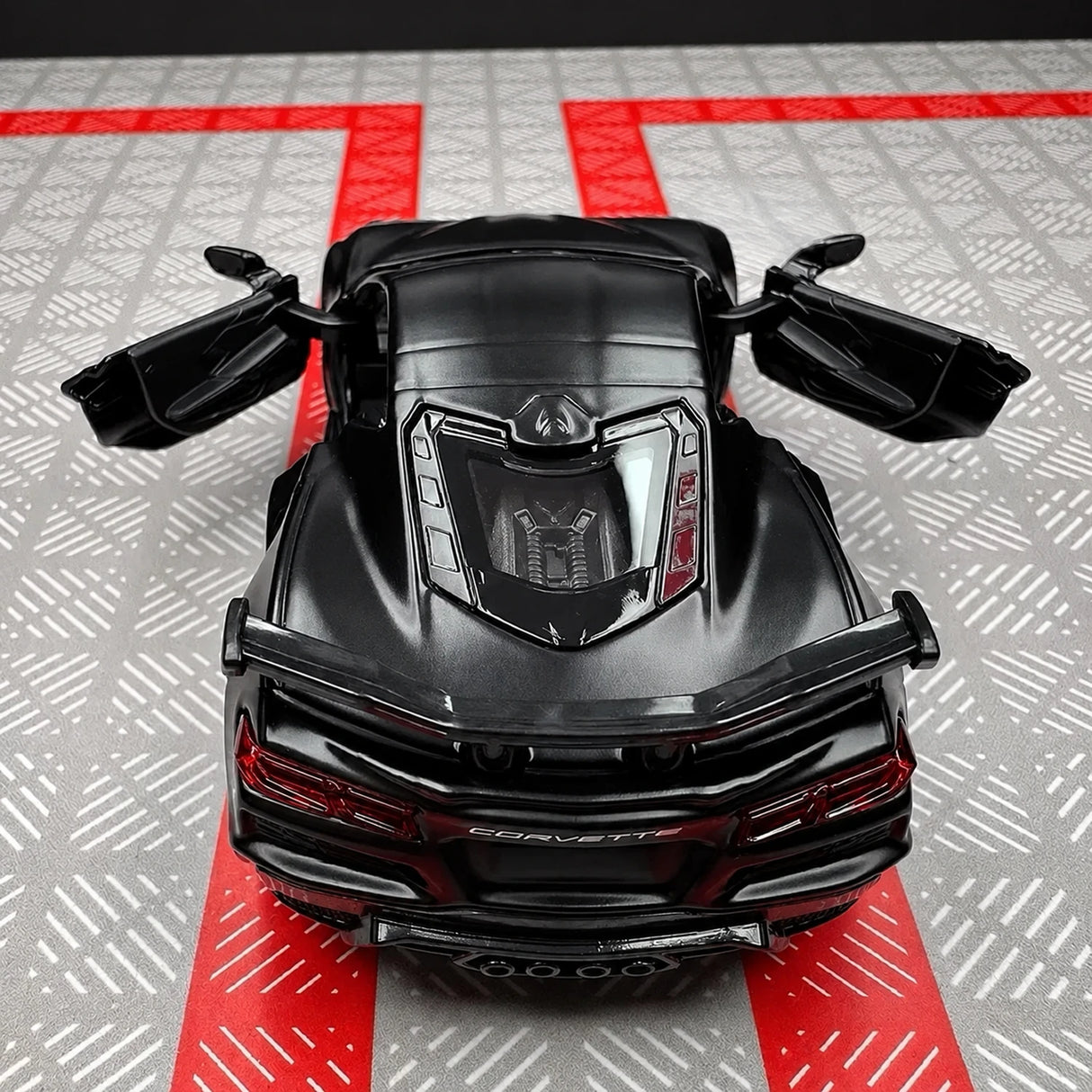 Chevrolet 2023 Corvette Z06 Black 1:36 – Diecast Display Model Die-Cast
