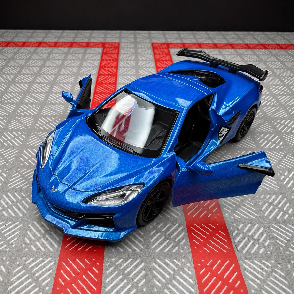 Chevrolet 2023 Corvette Z06 Blue 1:36 – Diecast Display Model Die-Cast