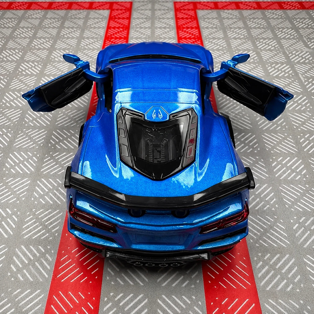 Chevrolet 2023 Corvette Z06 Blue 1:36 – Diecast Display Model Die-Cast
