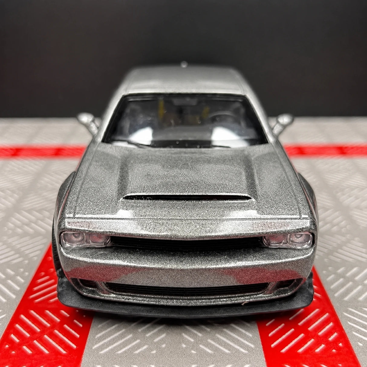 Dodge 2018 Challenger SRT Demon Gray 1:36 – Diecast Display Model Die-Cast