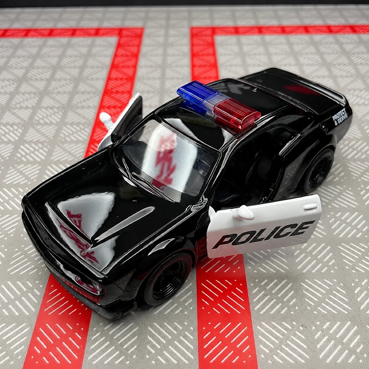 Dodge 2018 Challenger SRT Demon Police 1:36 – Diecast Display Model Die-Cast