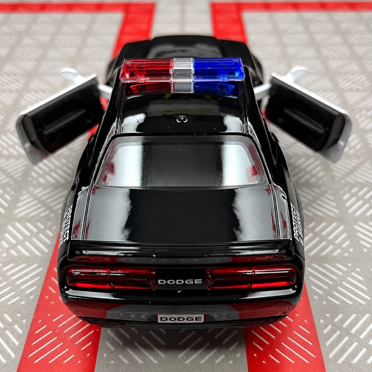 Dodge 2018 Challenger SRT Demon Police 1:36 – Diecast Display Model Die-Cast