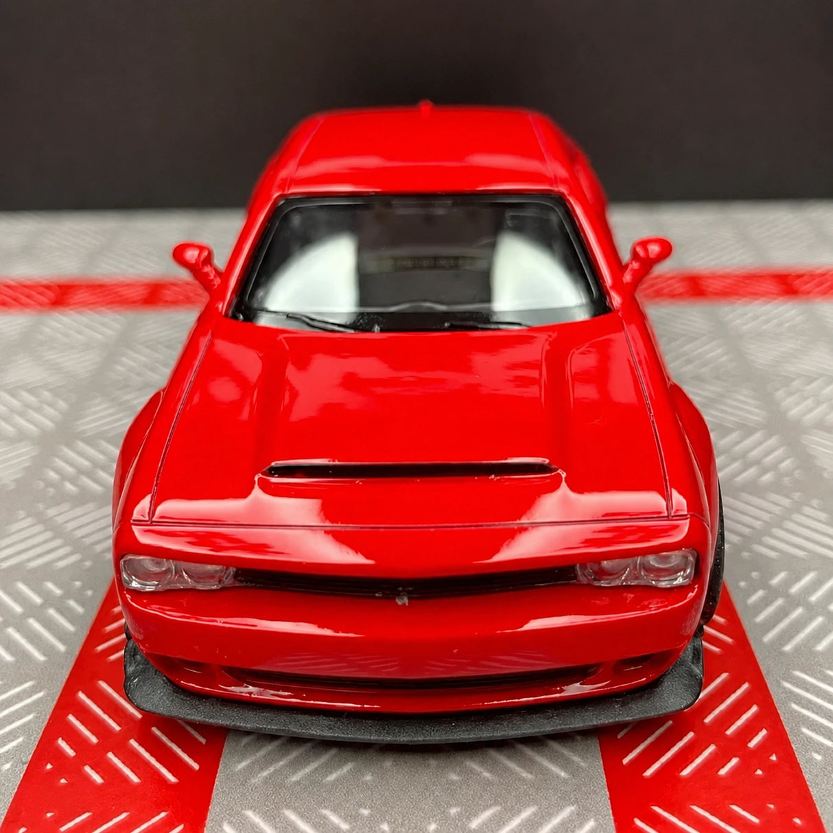 Dodge 2018 Challenger SRT Demon Red 1:36 – Diecast Display Model Die-Cast