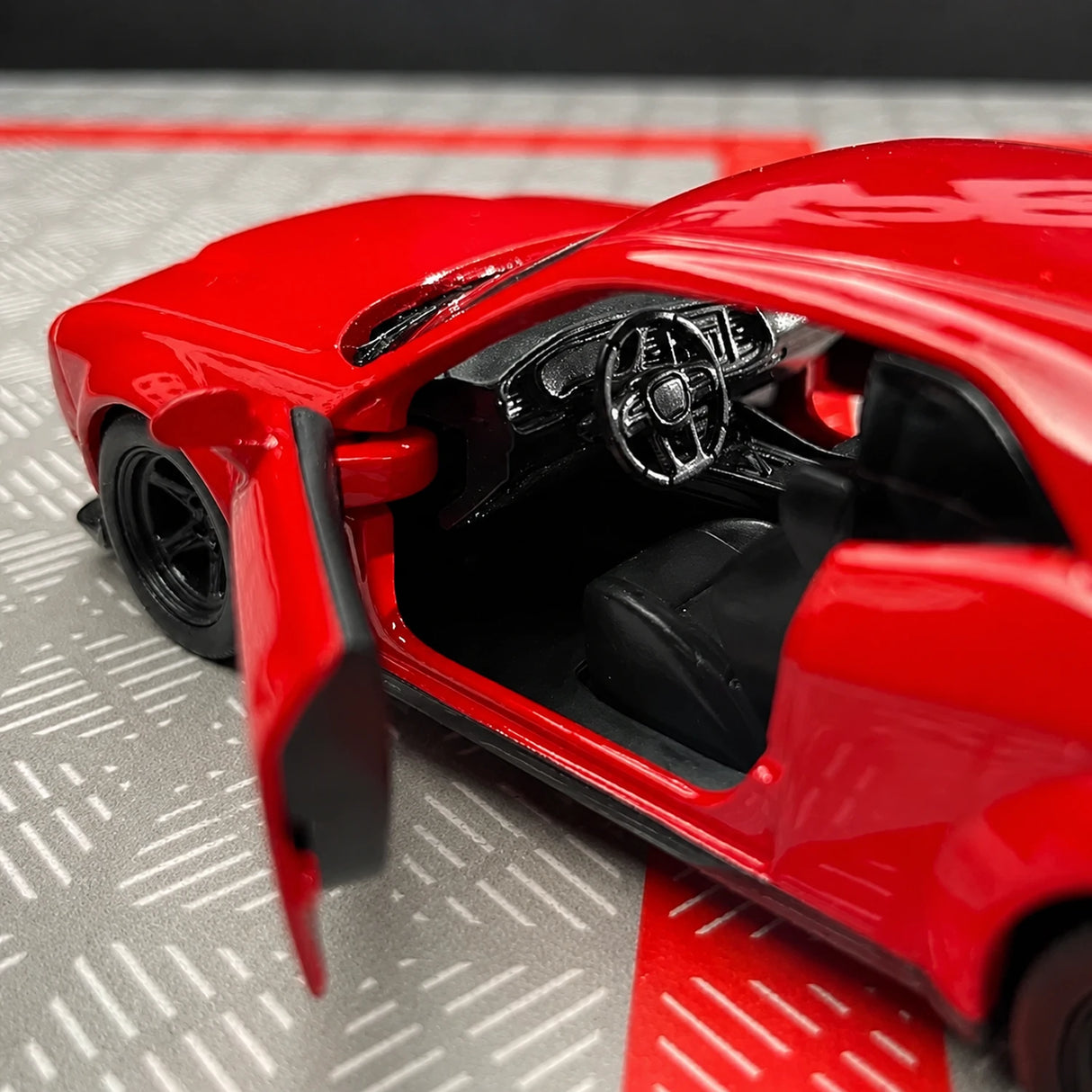 Dodge 2018 Challenger SRT Demon Red 1:36 – Diecast Display Model Die-Cast