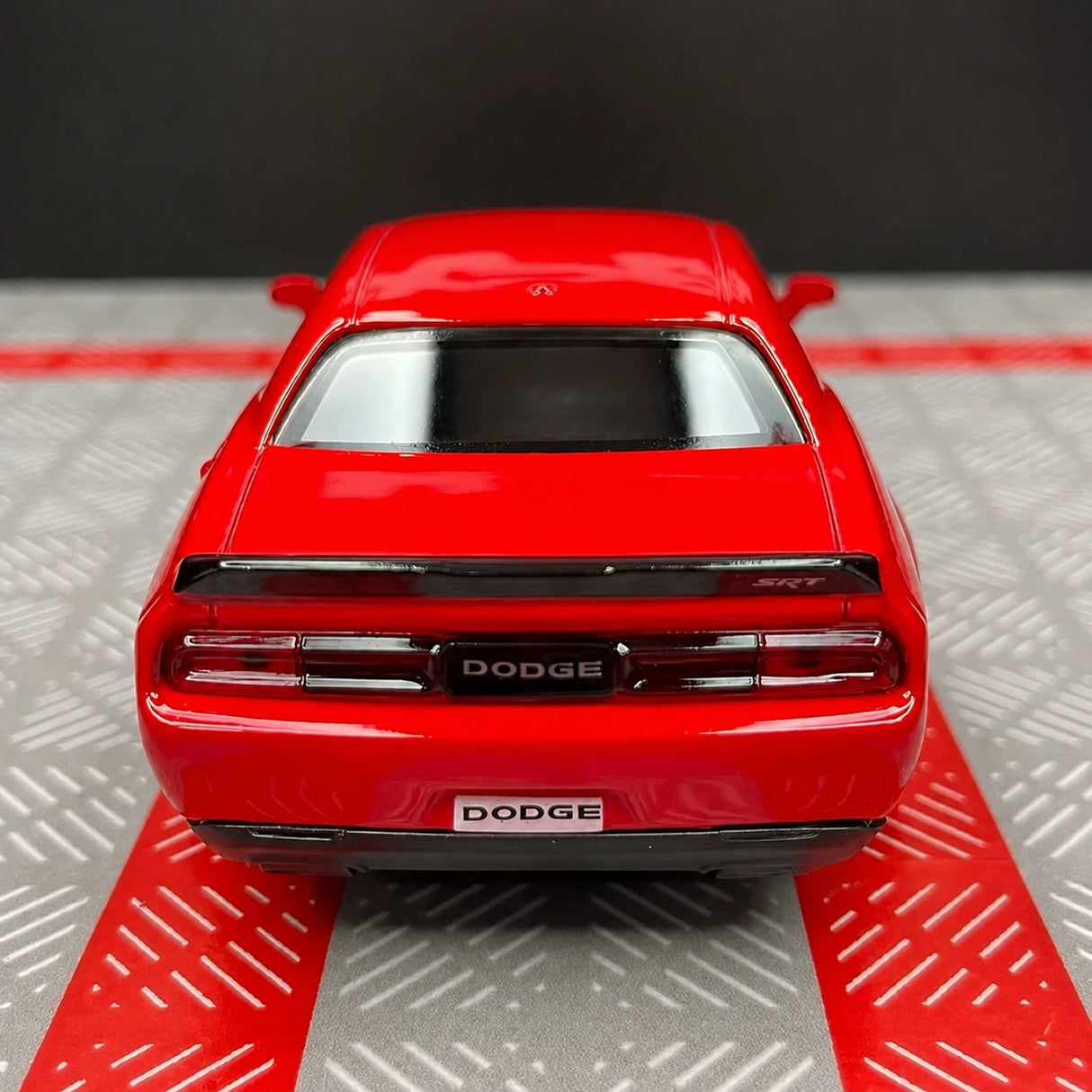 Dodge 2018 Challenger SRT Demon Red 1:36 – Diecast Display Model Die-Cast